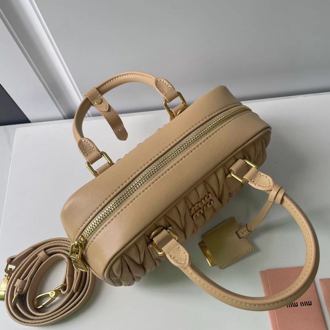 MIU MIU AAA Quality Handbags For Women Versatile 3003