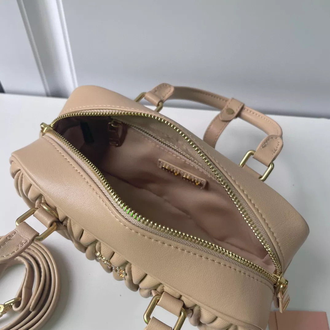 MIU MIU AAA Quality Handbags For Women Versatile 3003