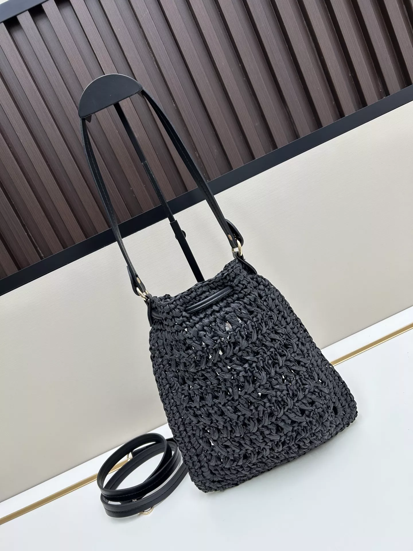 MIU MIU AAA Quality Shoulder Bags For Women Affordable 6496