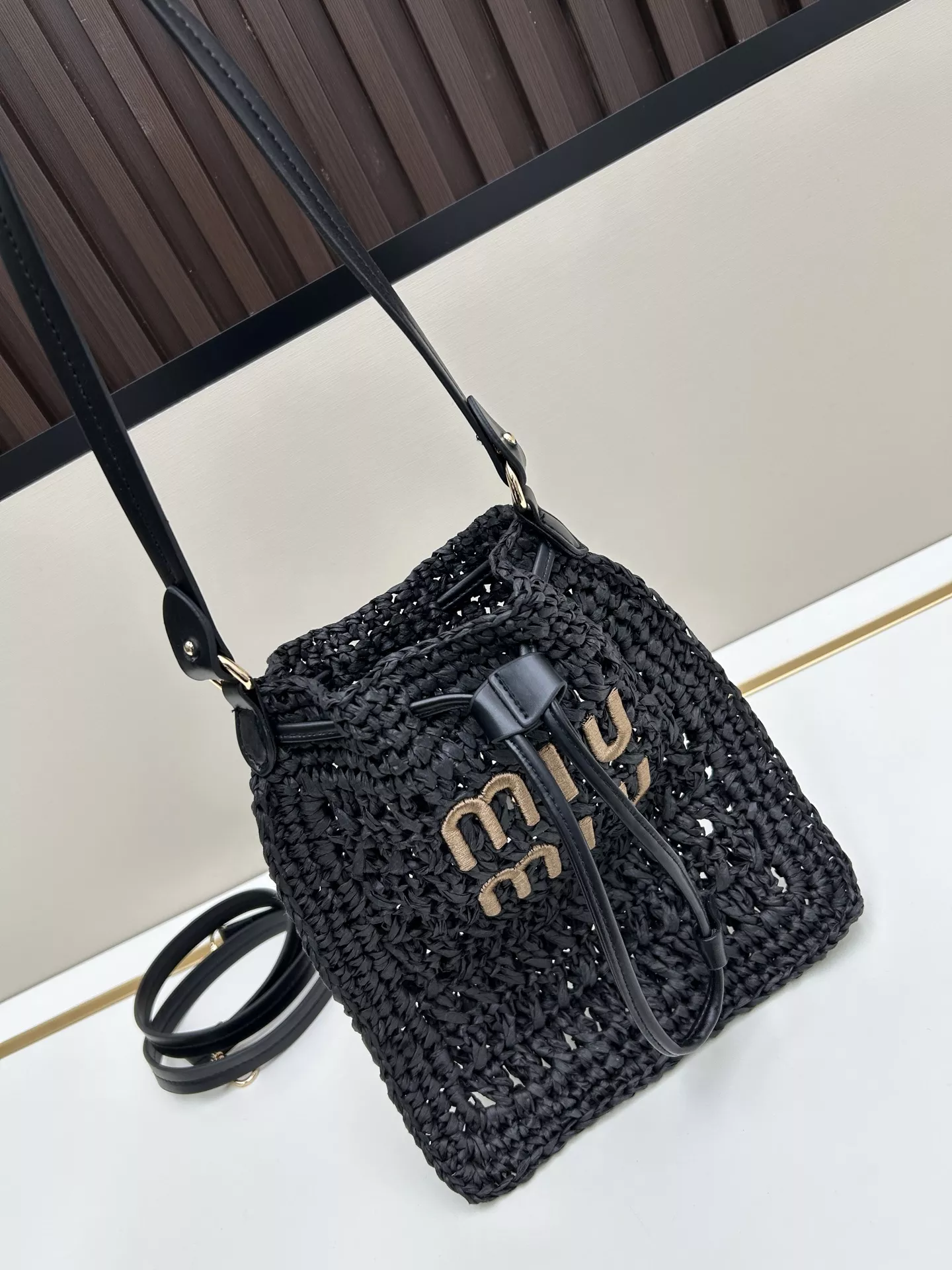 MIU MIU AAA Quality Shoulder Bags For Women Affordable 6496