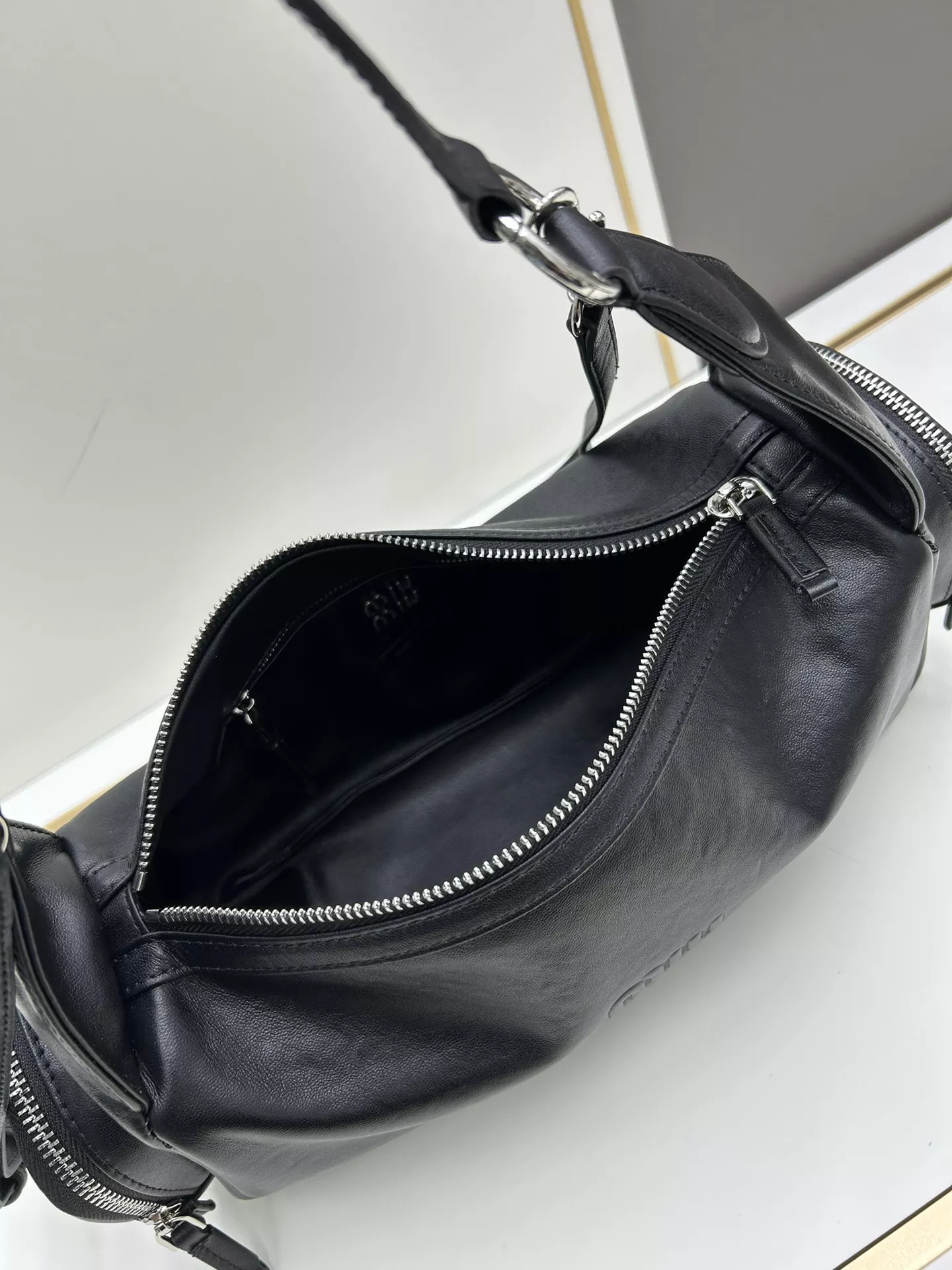 MIU MIU AAA Quality Shoulder Bags For Women Compact 2141