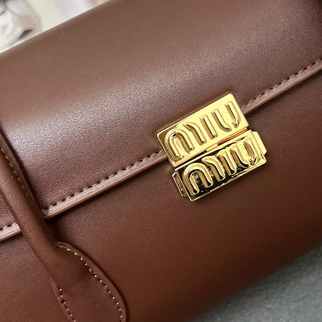 MIU MIU AAA Quality Shoulder Bags For Women Cozy 5182