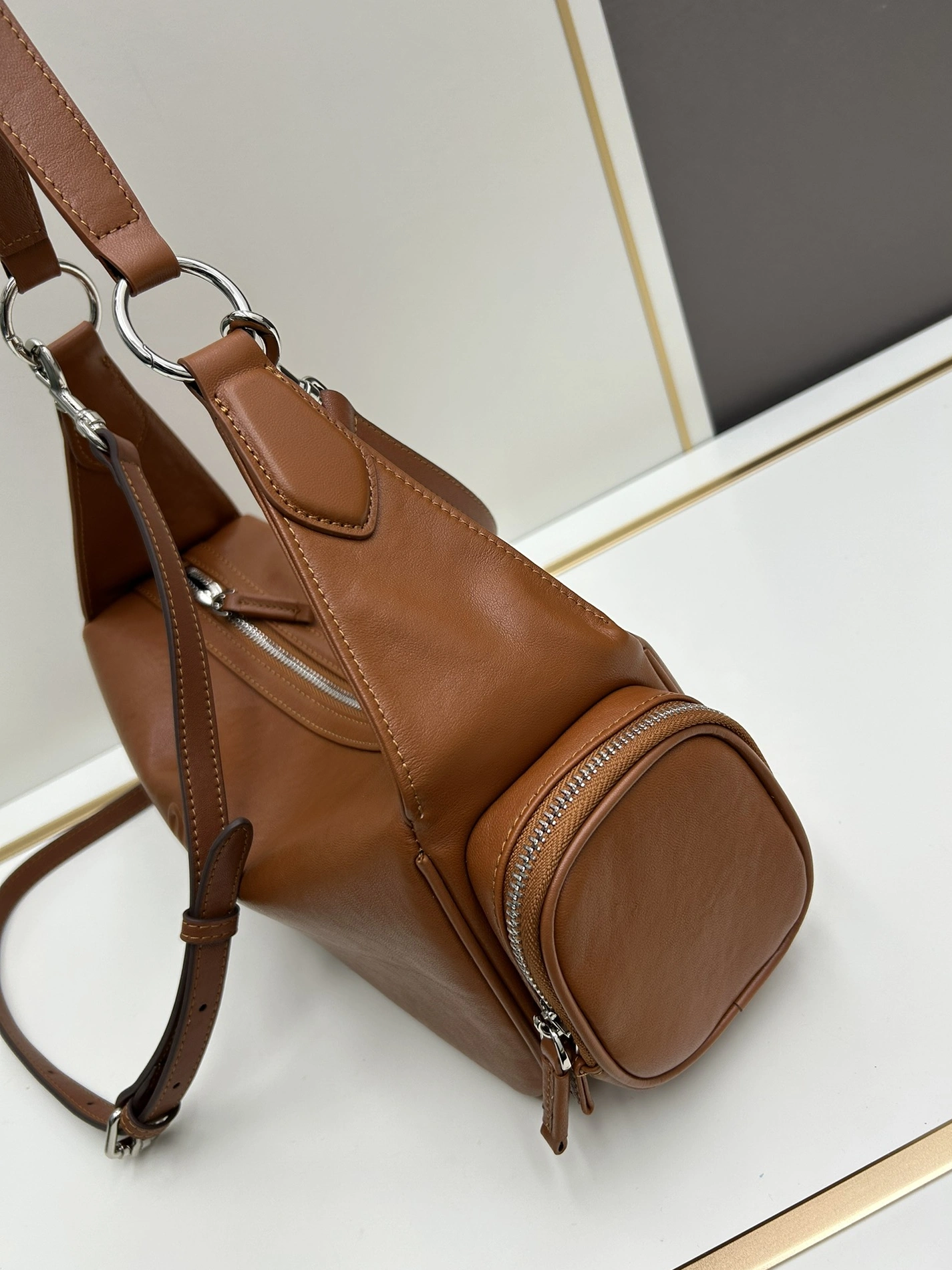 MIU MIU AAA Quality Shoulder Bags For Women Durable 276