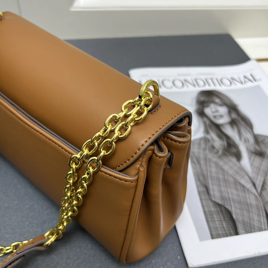 MIU MIU AAA Quality Shoulder Bags For Women Durable 4708