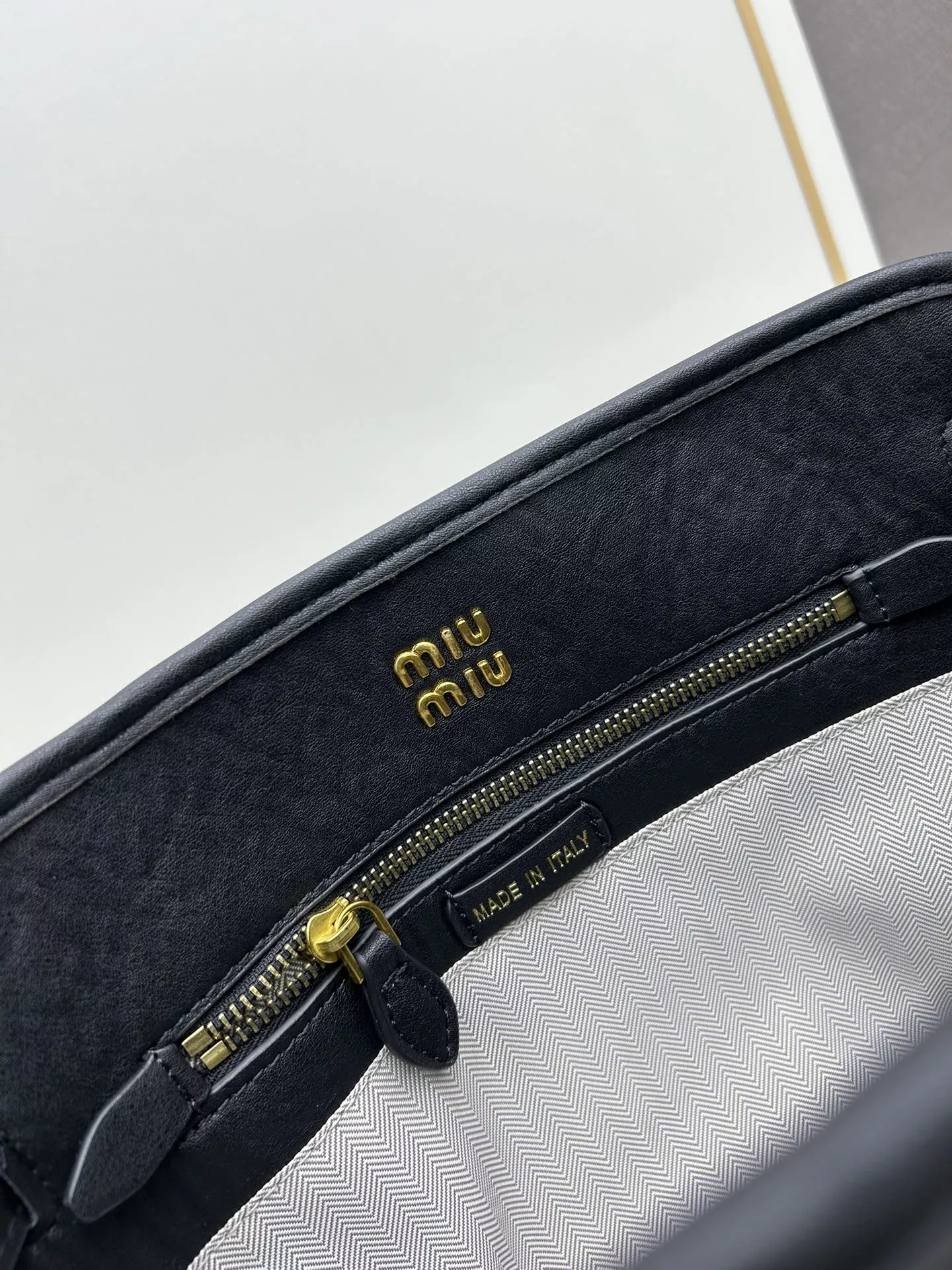 MIU MIU AAA Quality Shoulder Bags For Women GoodFit 5707