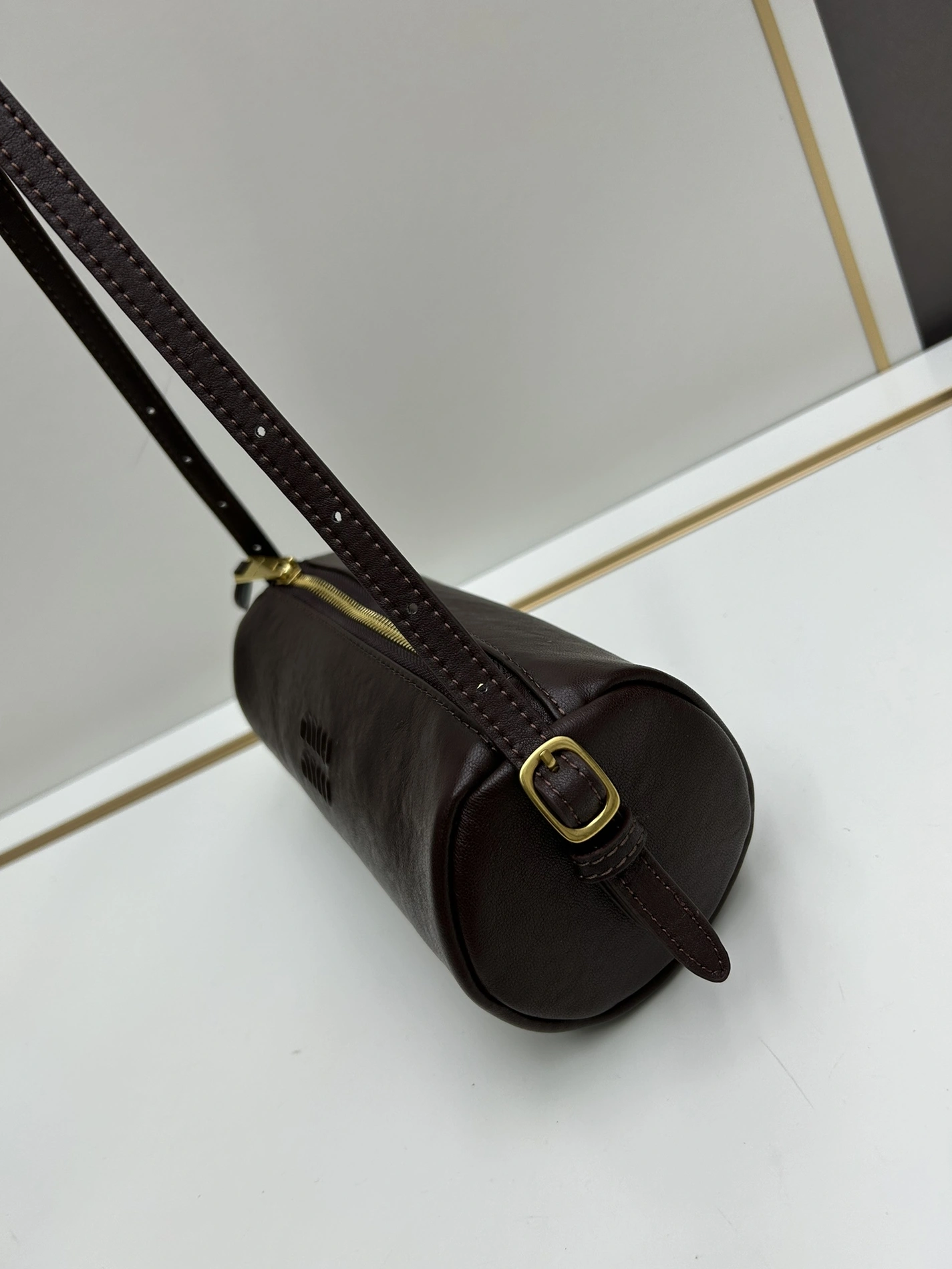 MIU MIU AAA Quality Shoulder Bags For Women HighQuality 975