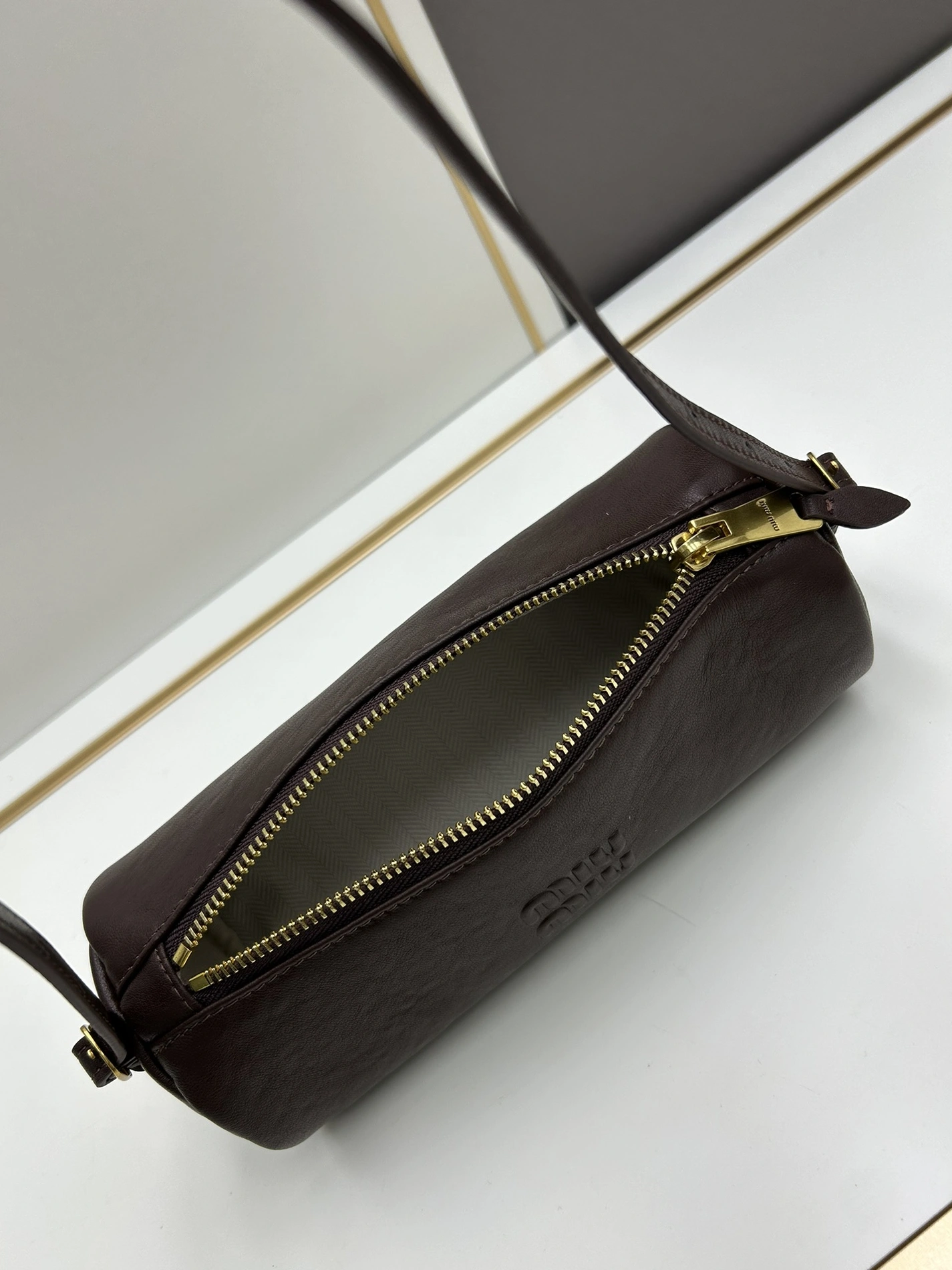 MIU MIU AAA Quality Shoulder Bags For Women HighQuality 975