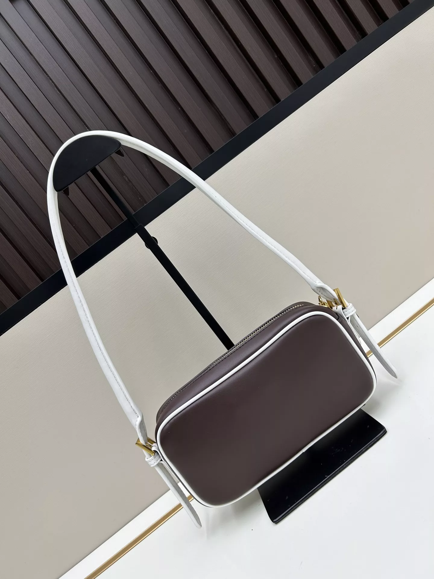 MIU MIU AAA Quality Shoulder Bags For Women Reliable 9585