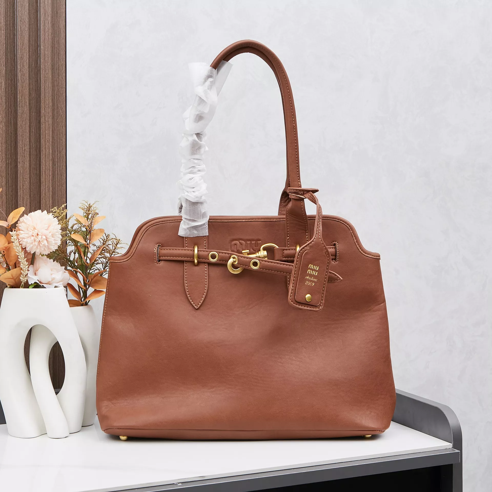 MIU MIU AAA Quality Shoulder Bags For Women StreetReady 2169