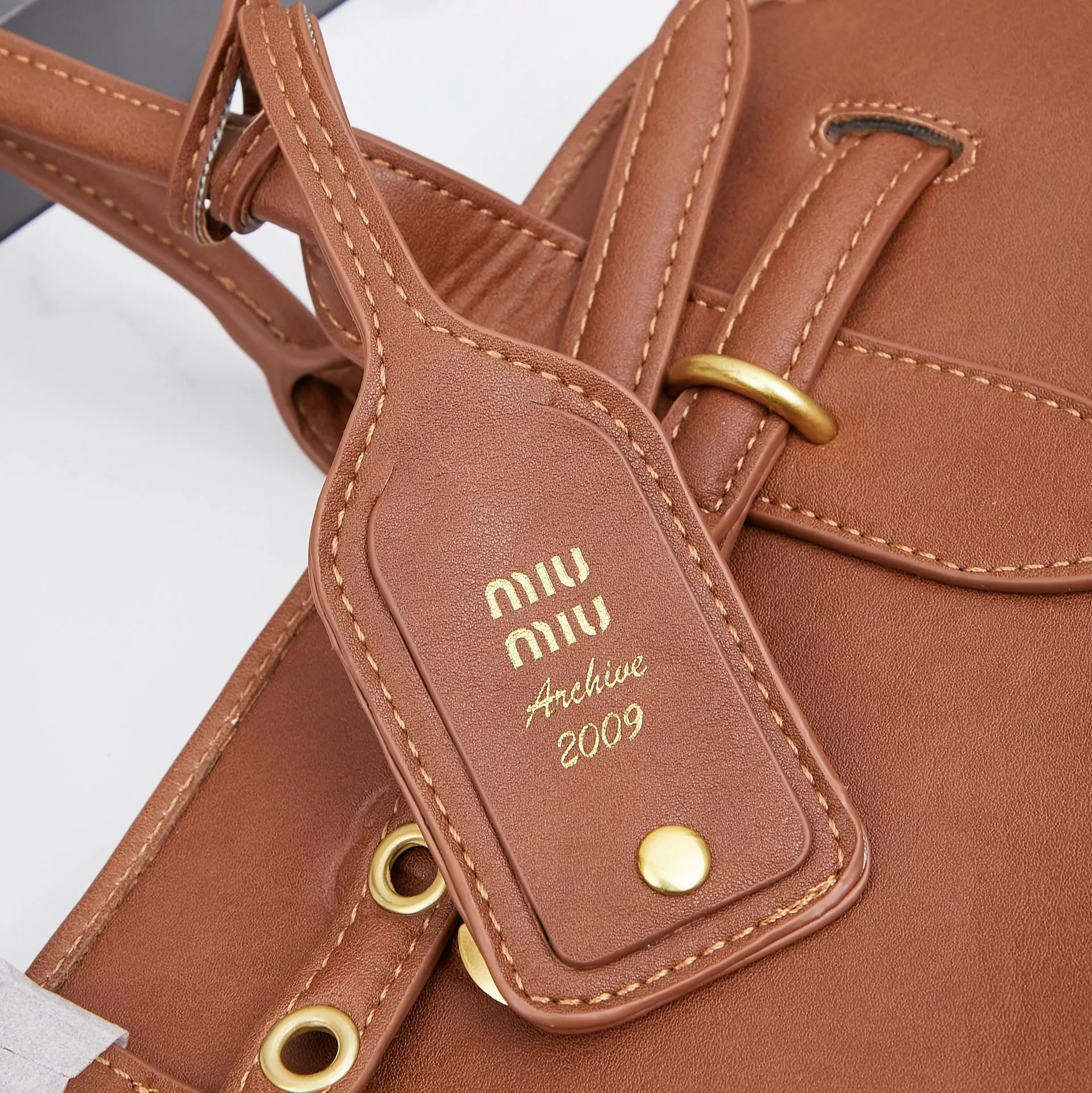 MIU MIU AAA Quality Shoulder Bags For Women StreetReady 2169