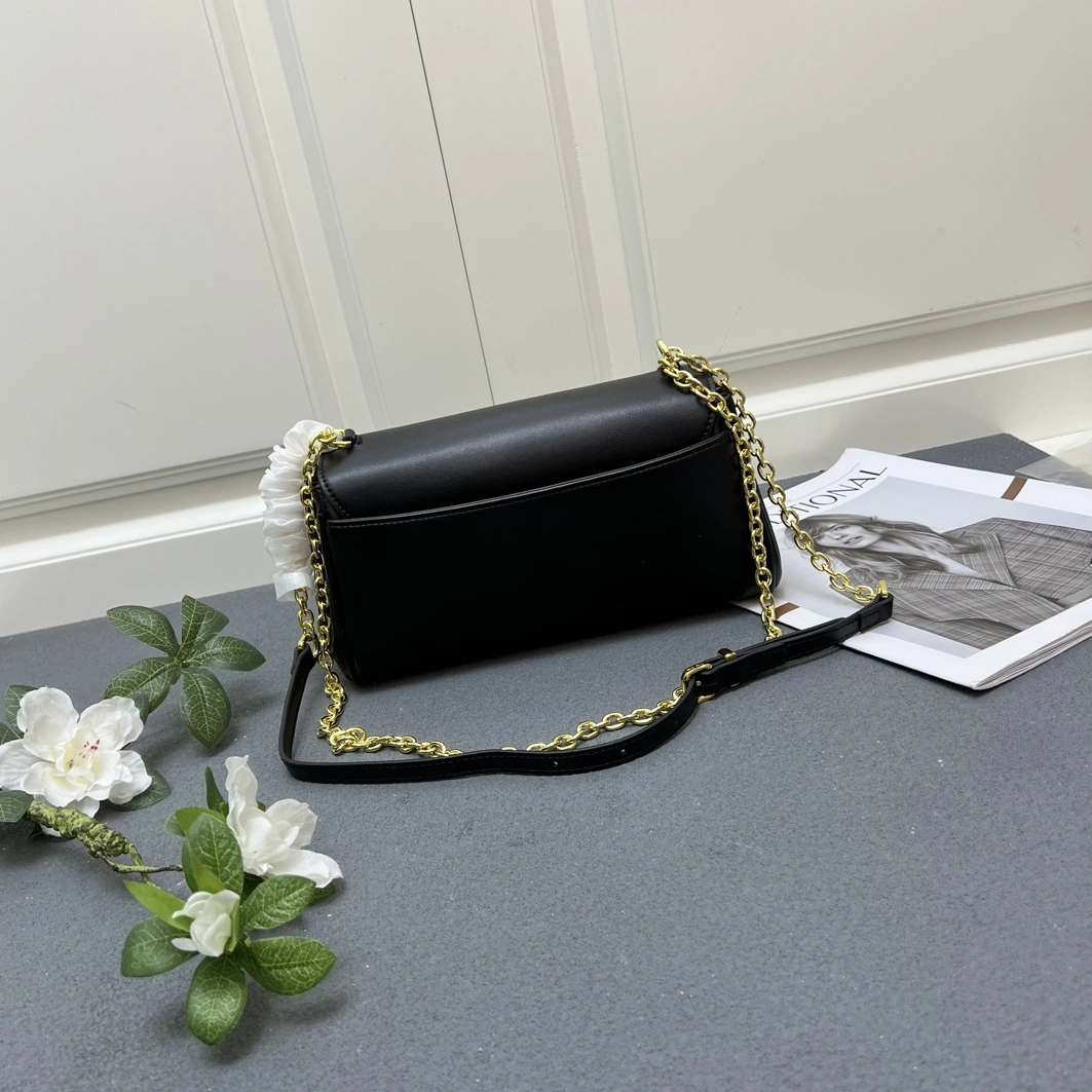 MIU MIU AAA Quality Shoulder Bags For Women StreetReady 9330