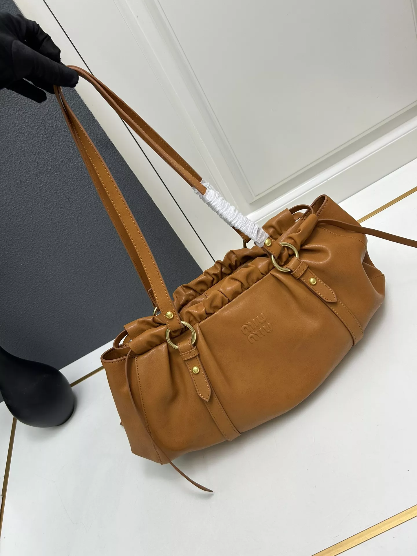 MIU MIU AAA Quality Shoulder Bags For Women WellDesigned 7974