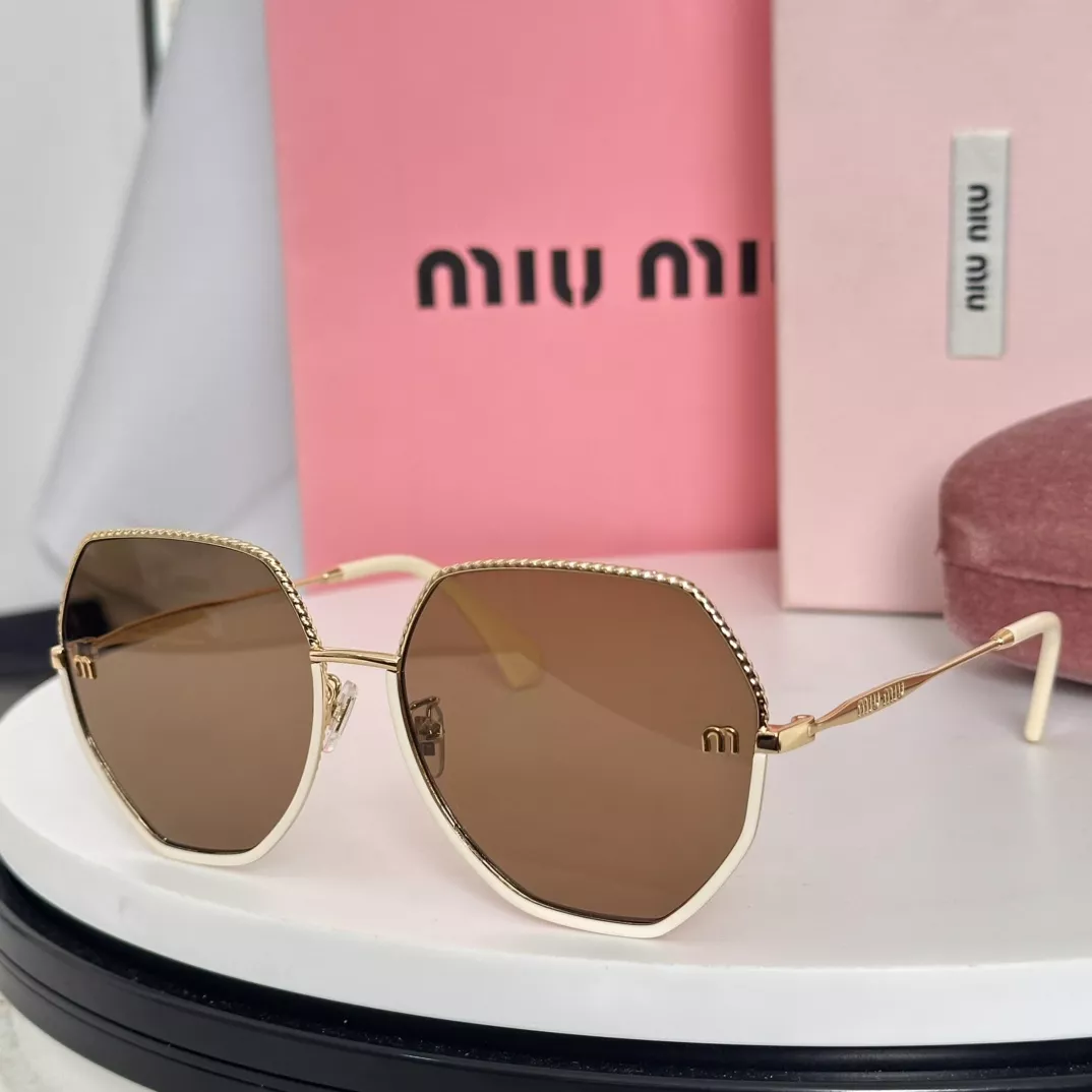 MIU MIU AAA Quality Sunglasses Bold 3102