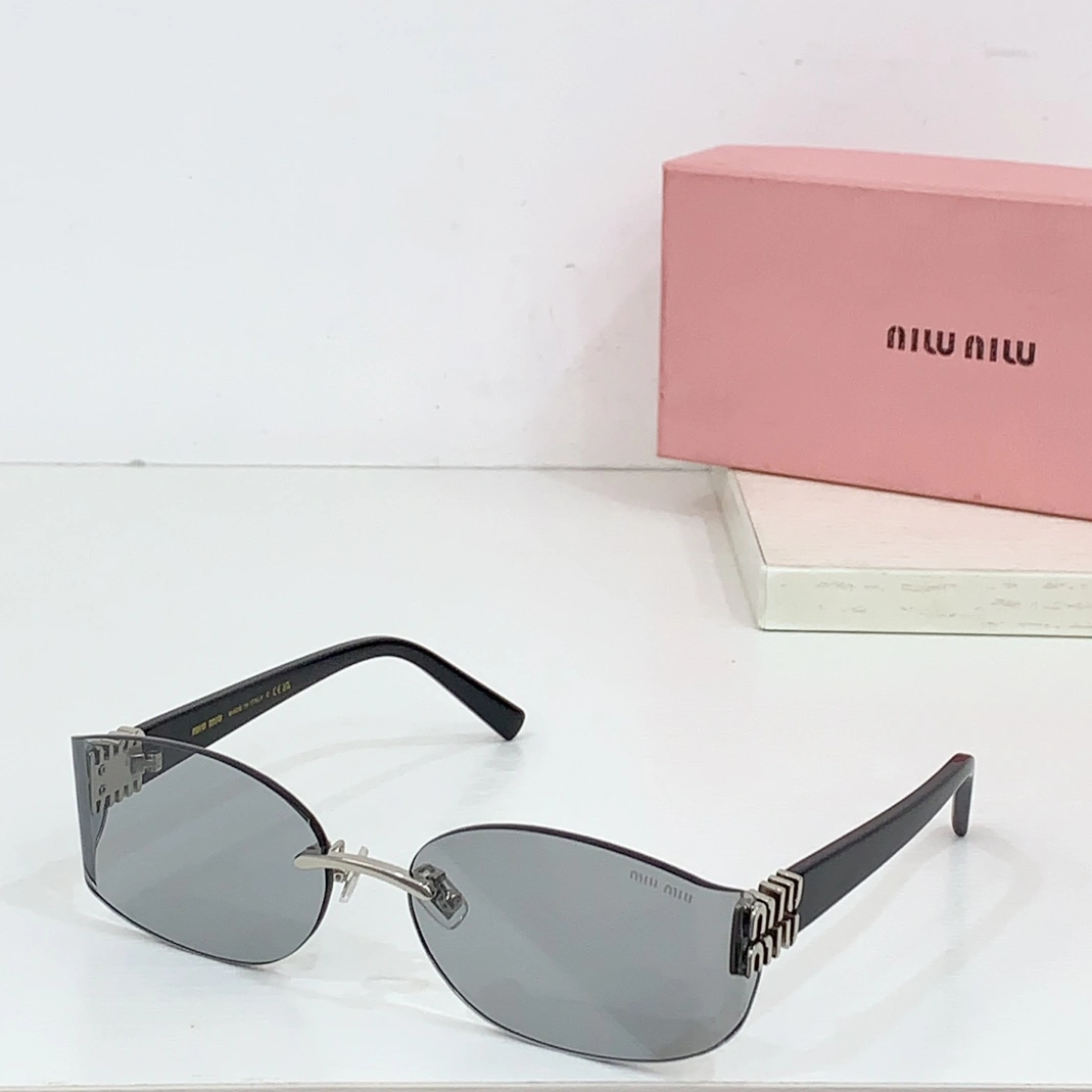MIU MIU AAA Quality Sunglasses Breathable 5552