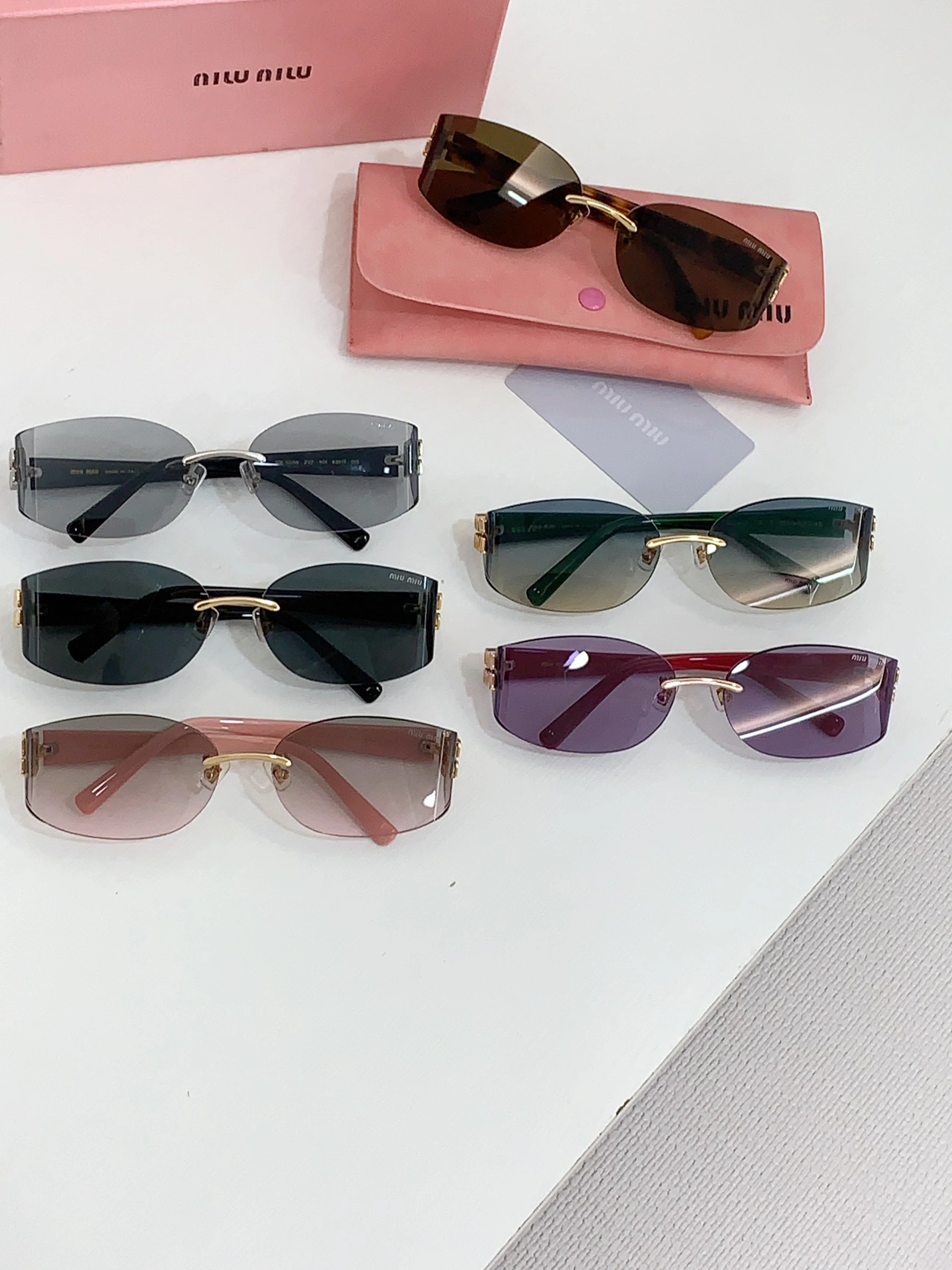 MIU MIU AAA Quality Sunglasses Breathable 5552