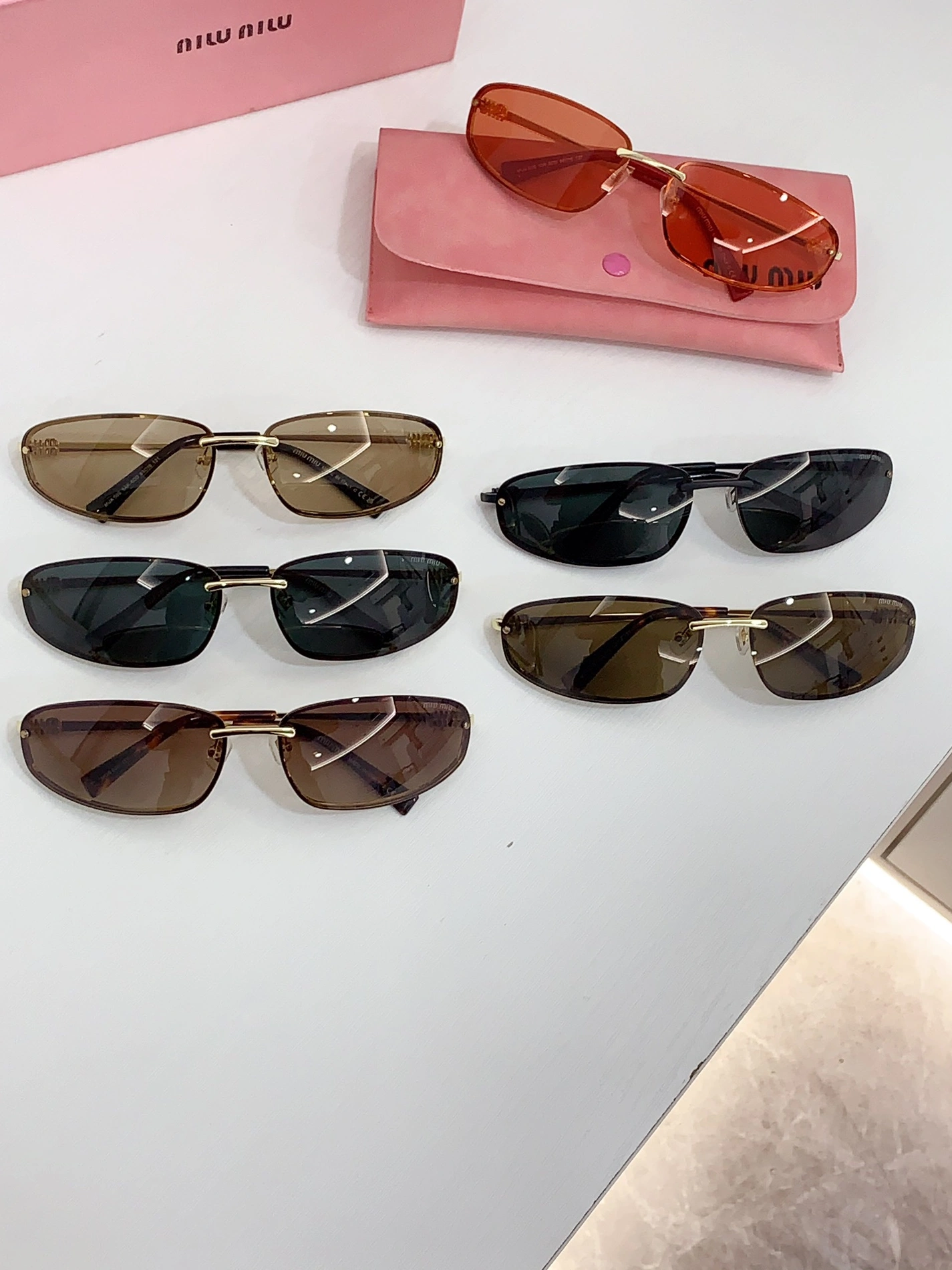 MIU MIU AAA Quality Sunglasses Practical 4519