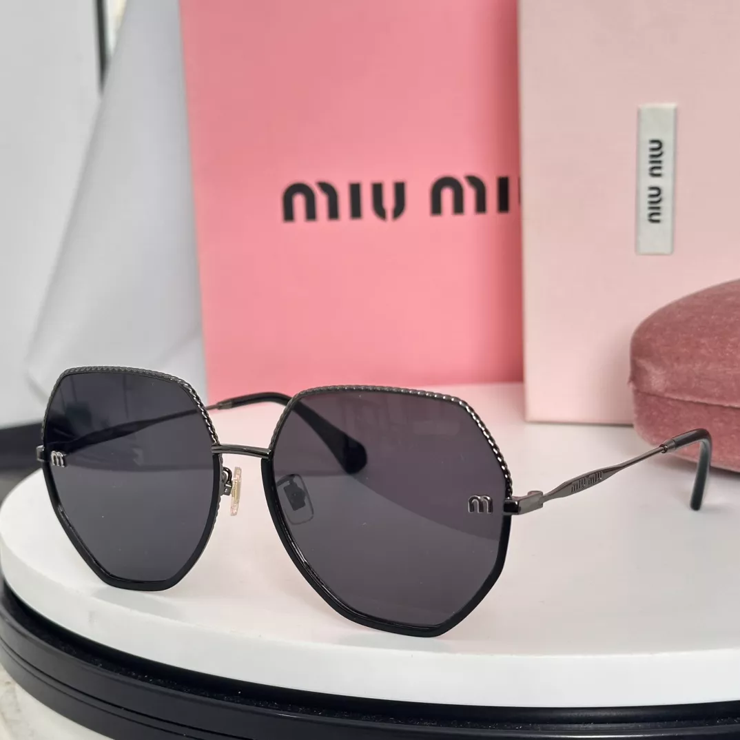 MIU MIU AAA Quality Sunglasses Refined 8521