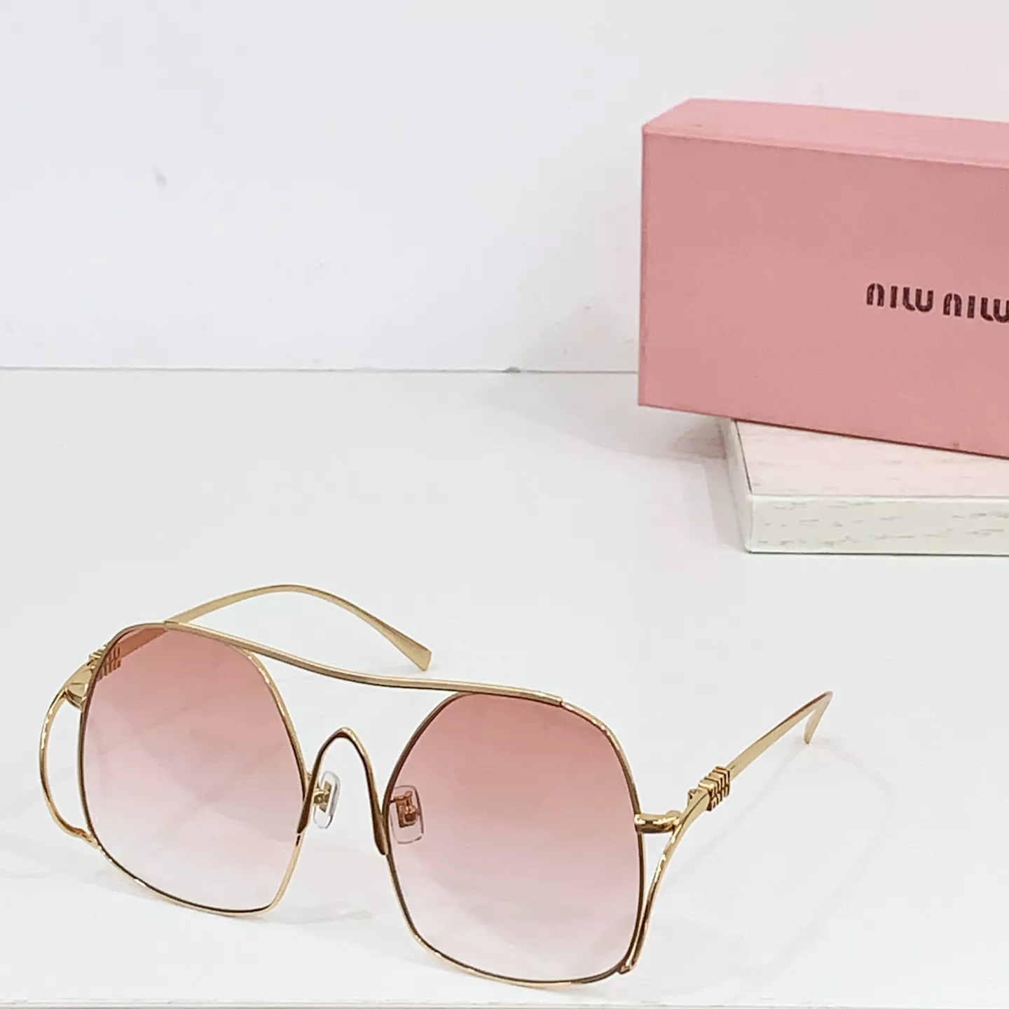 MIU MIU AAA Quality Sunglasses Trendy 8117