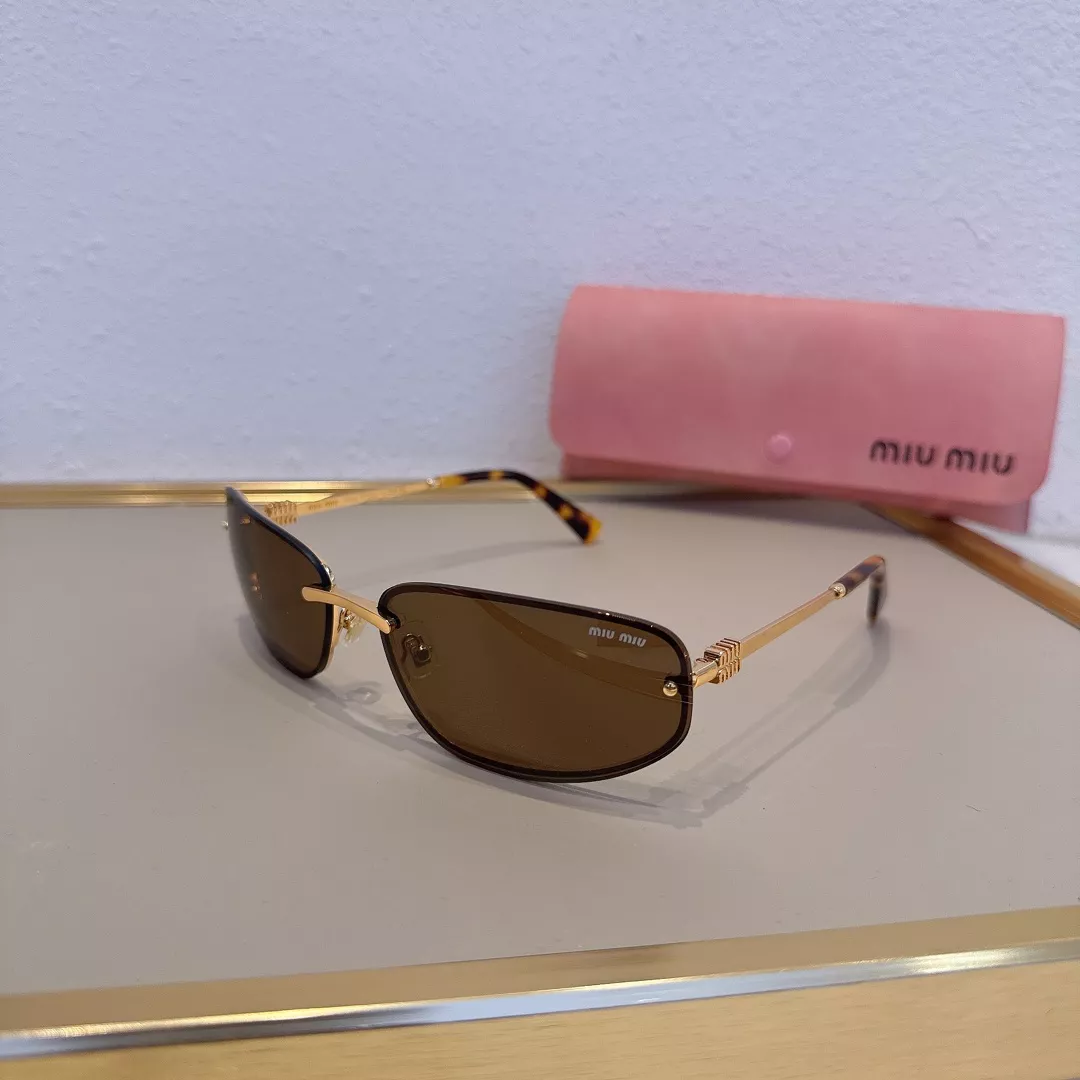 MIU MIU AAA Quality Sunglasses Vibrant 323