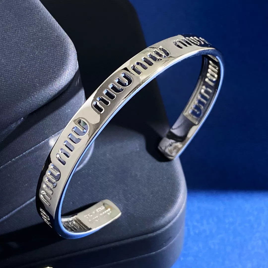 MIU MIU Bracelets AllSeason 5032