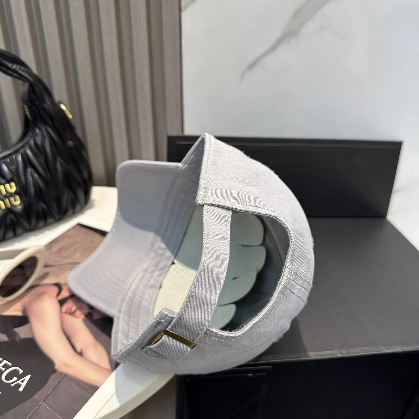 MIU MIU Caps BestValue 6940