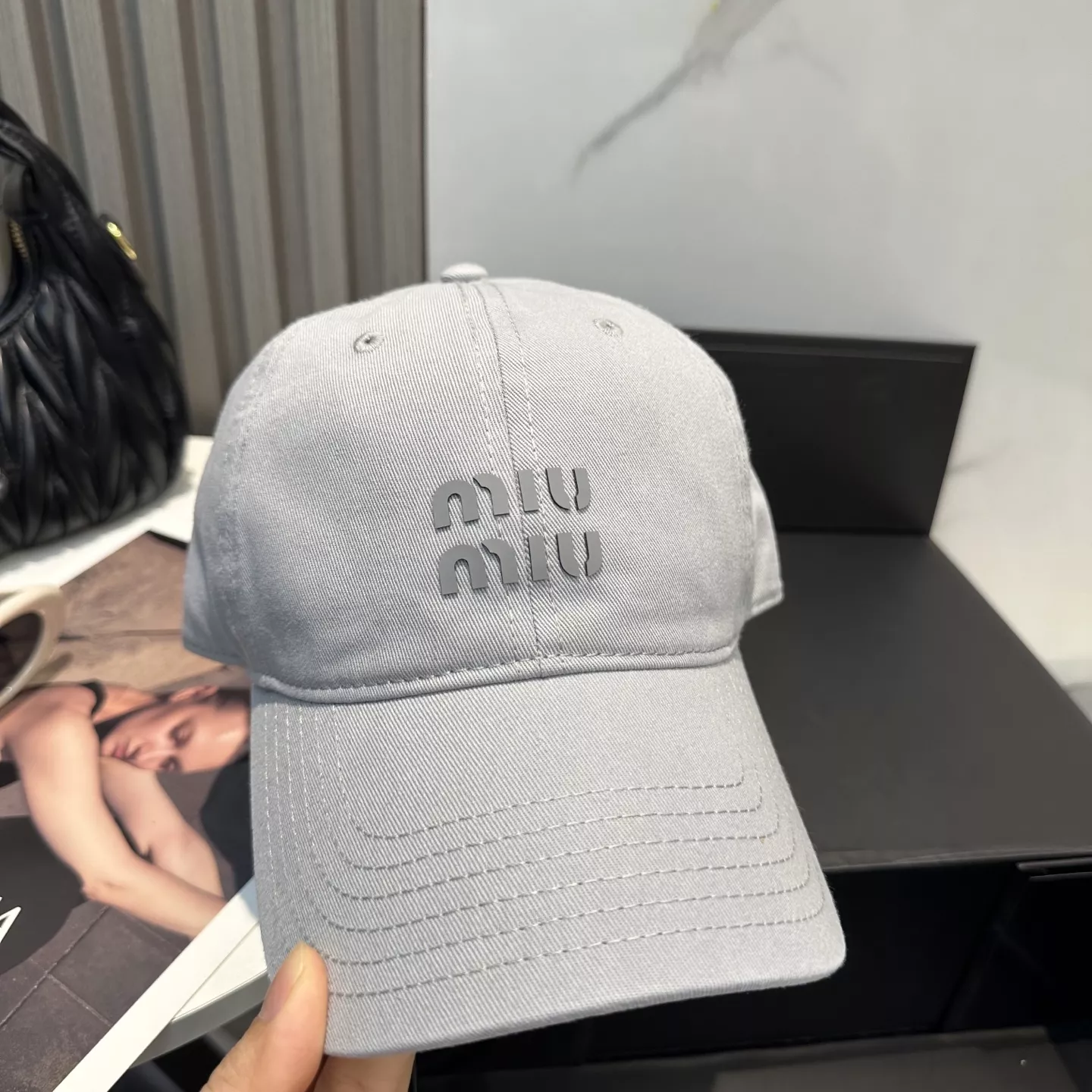 MIU MIU Caps BestValue 6940