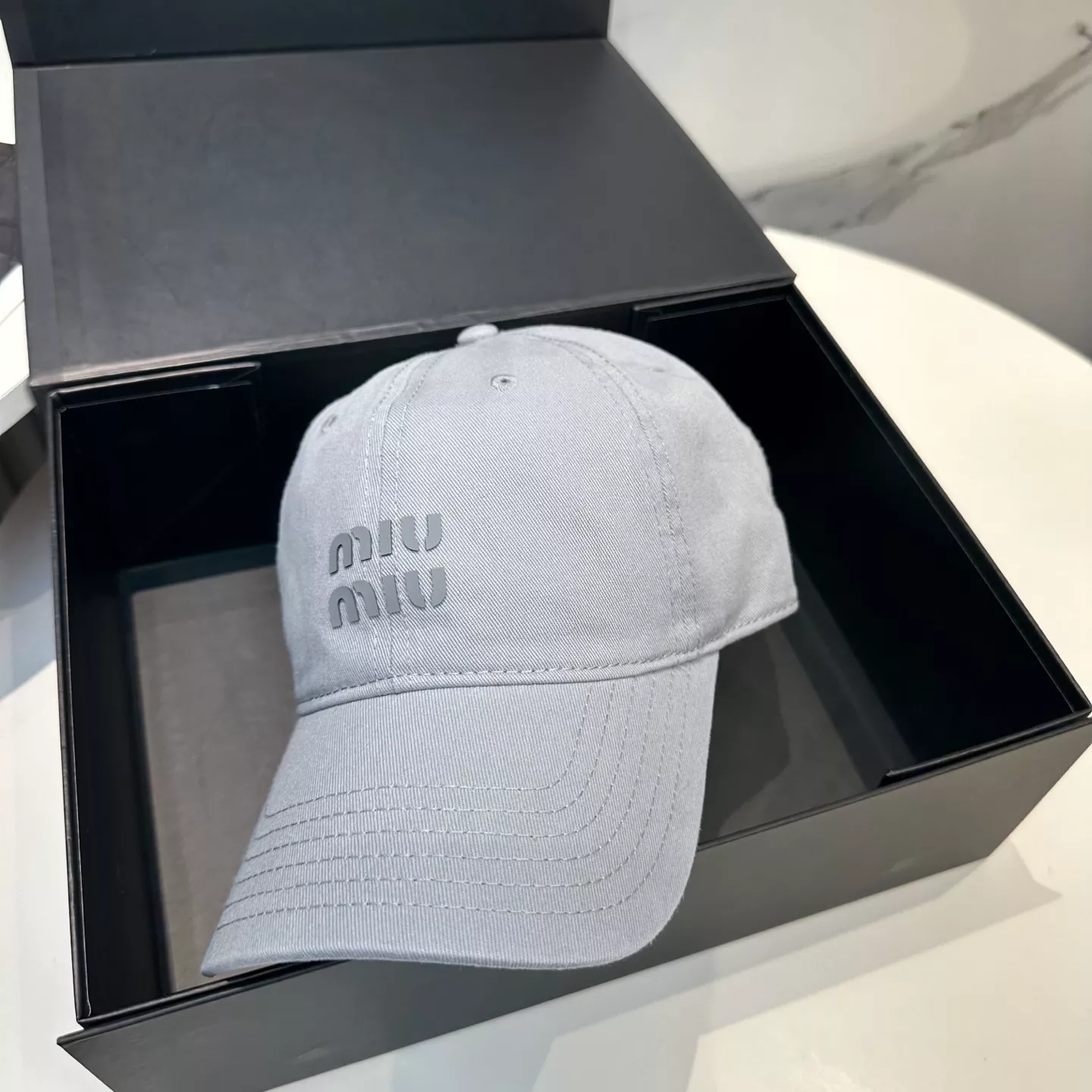MIU MIU Caps BestValue 6940