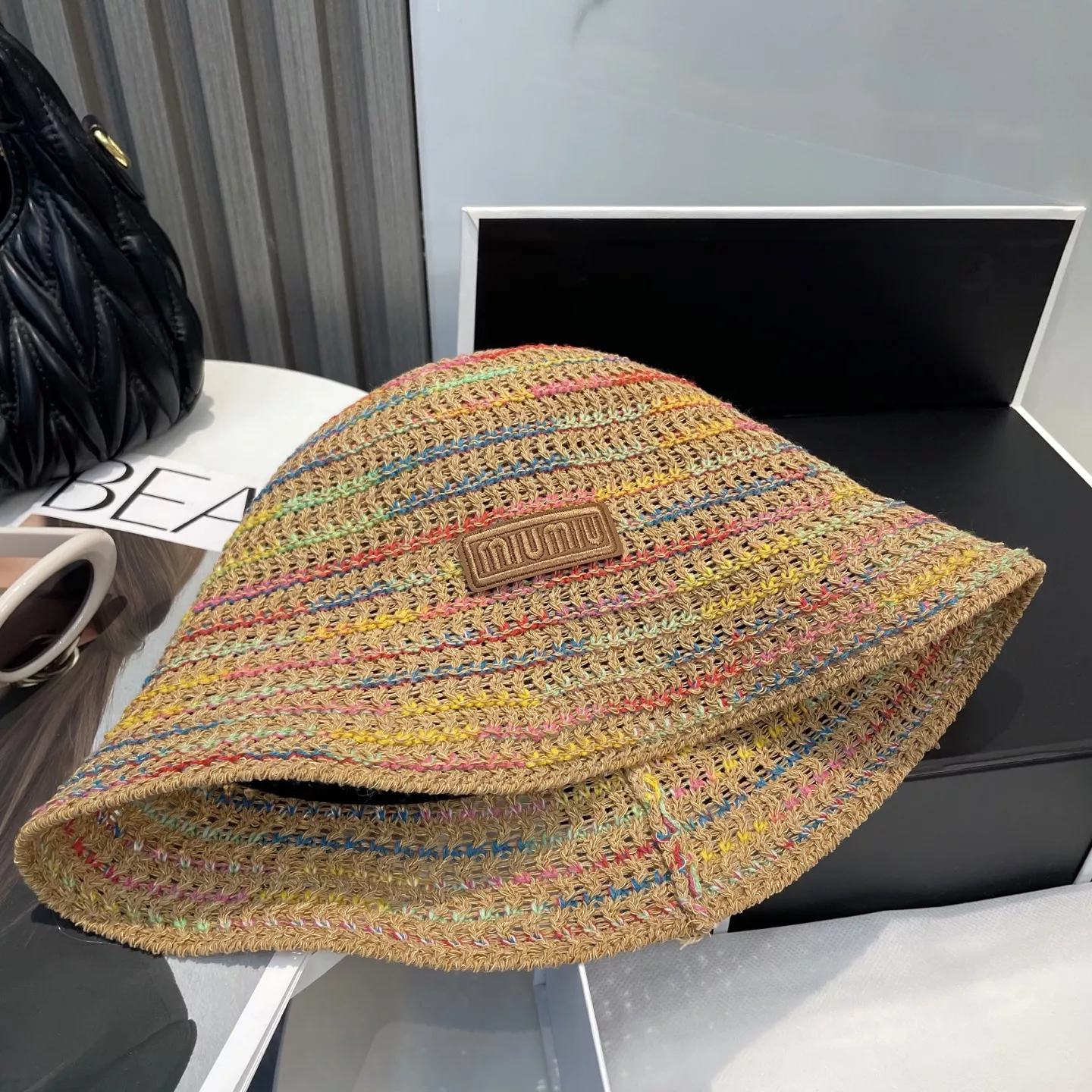 MIU MIU Caps Bright 2730