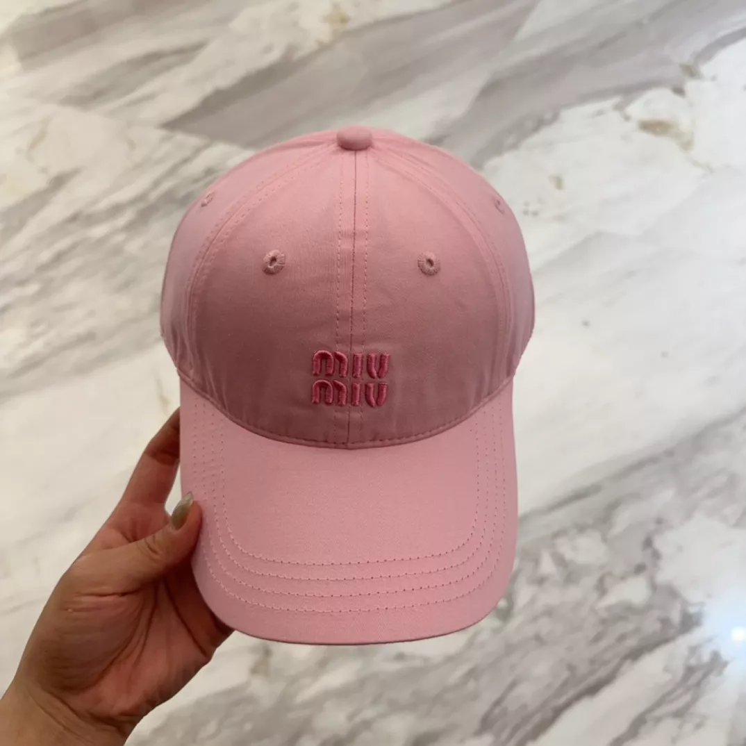 MIU MIU Caps Classic 4444