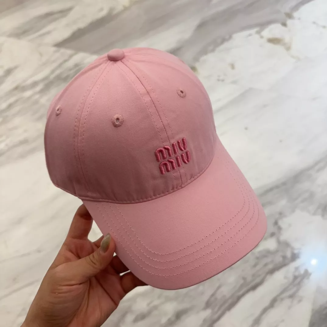 MIU MIU Caps Classic 4444