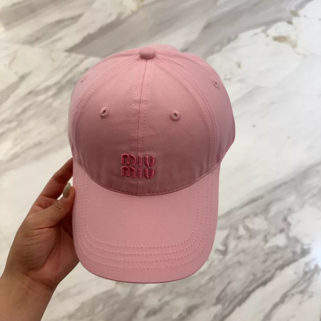 MIU MIU Caps Classic 4444