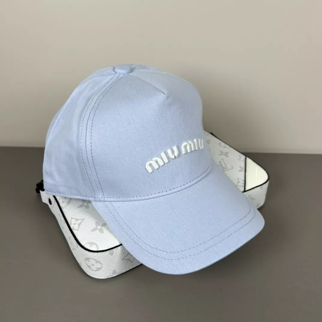 MIU MIU Caps Comfortable 3754