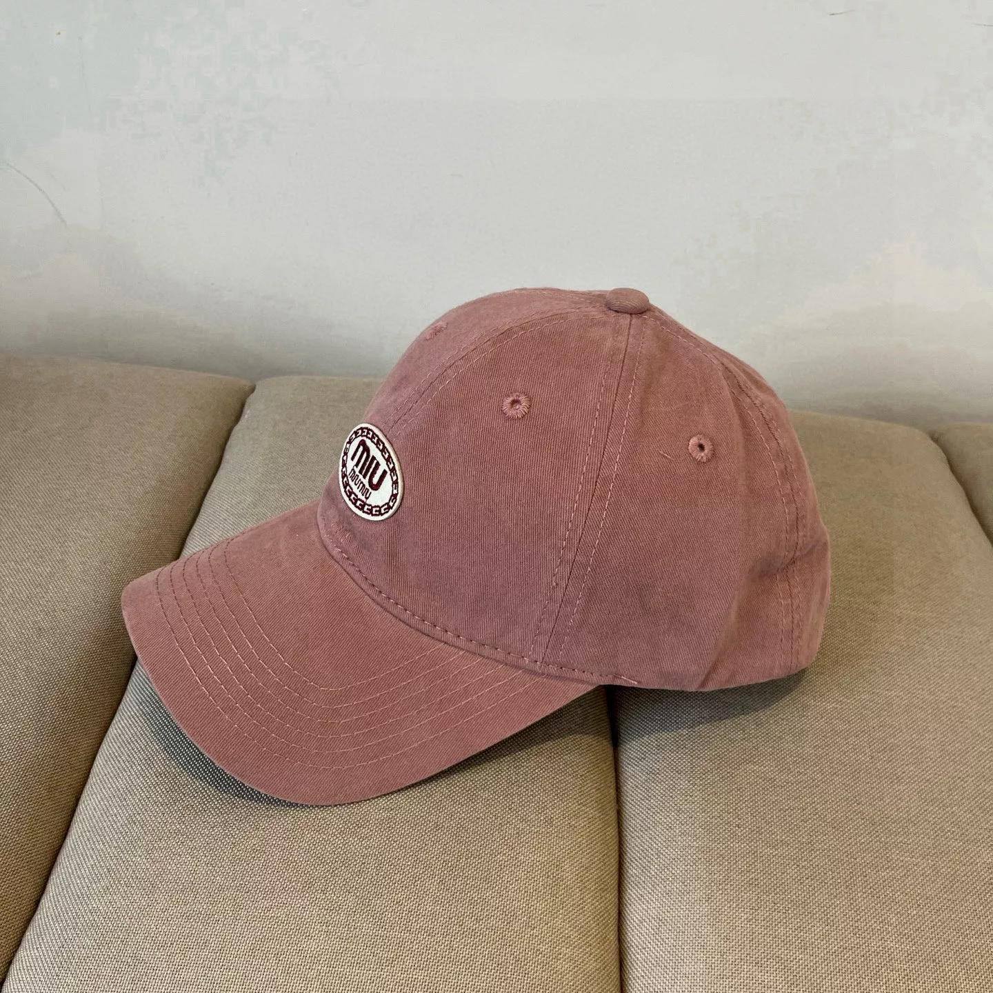 MIU MIU Caps EasyMatch 3200