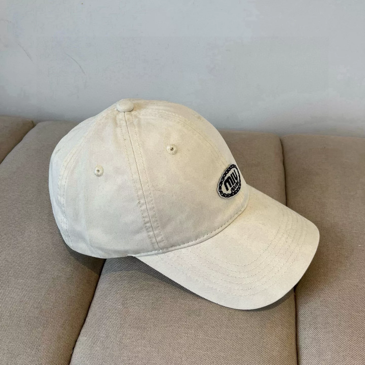 MIU MIU Caps Functional 8962