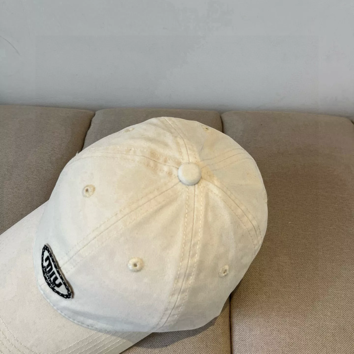 MIU MIU Caps Functional 8962