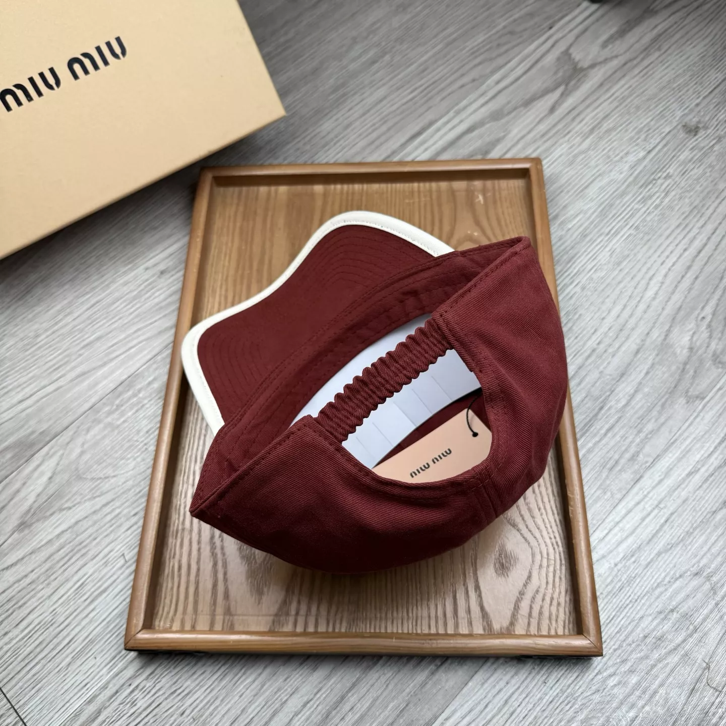 MIU MIU Caps GoodFit 3292