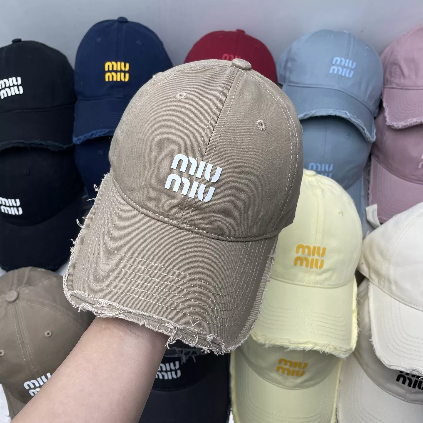 MIU MIU Caps GoodFit 991