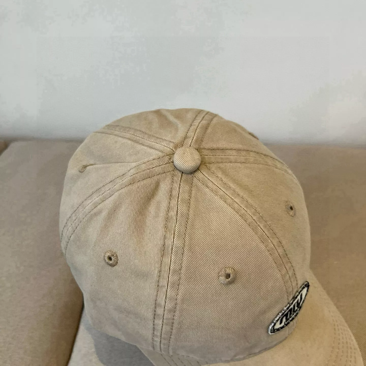 MIU MIU Caps NewStyle 3983