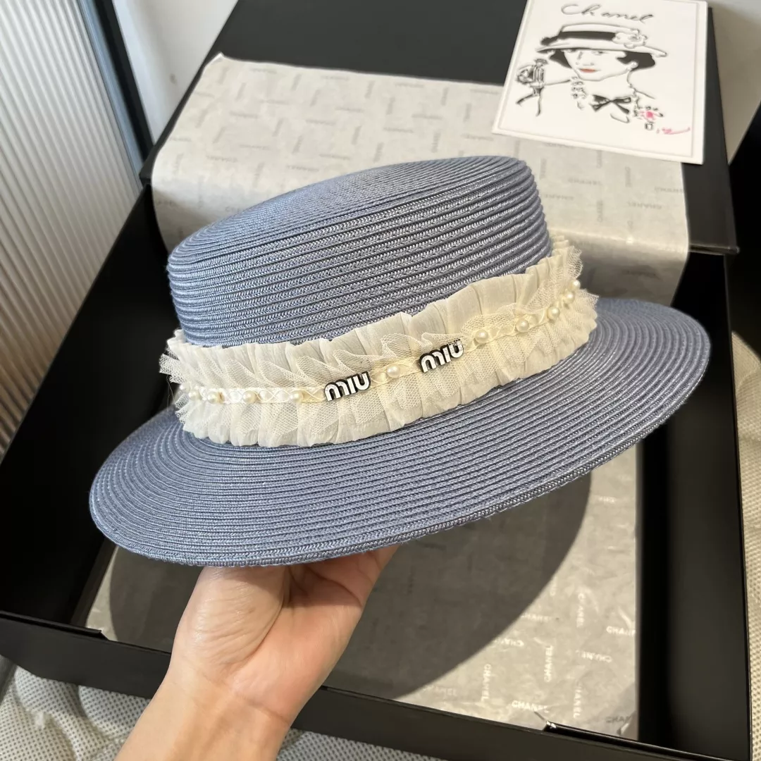 MIU MIU Caps Refined 8085