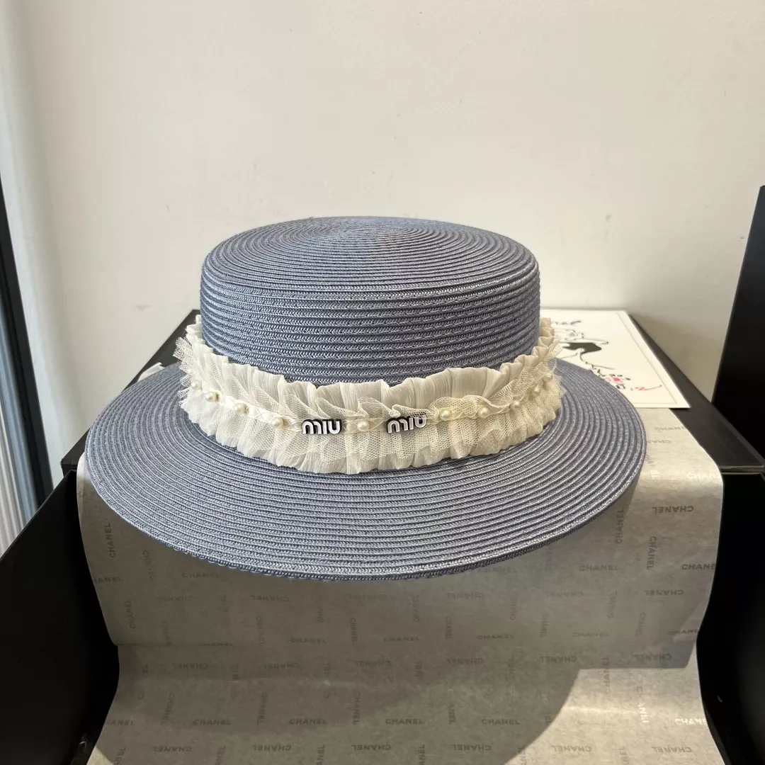 MIU MIU Caps Refined 8085