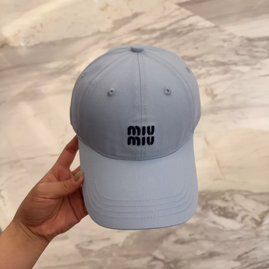 MIU MIU Caps Reliable 6173