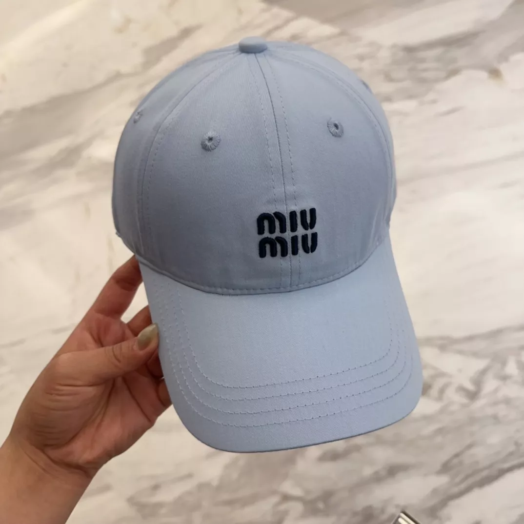 MIU MIU Caps Reliable 6173