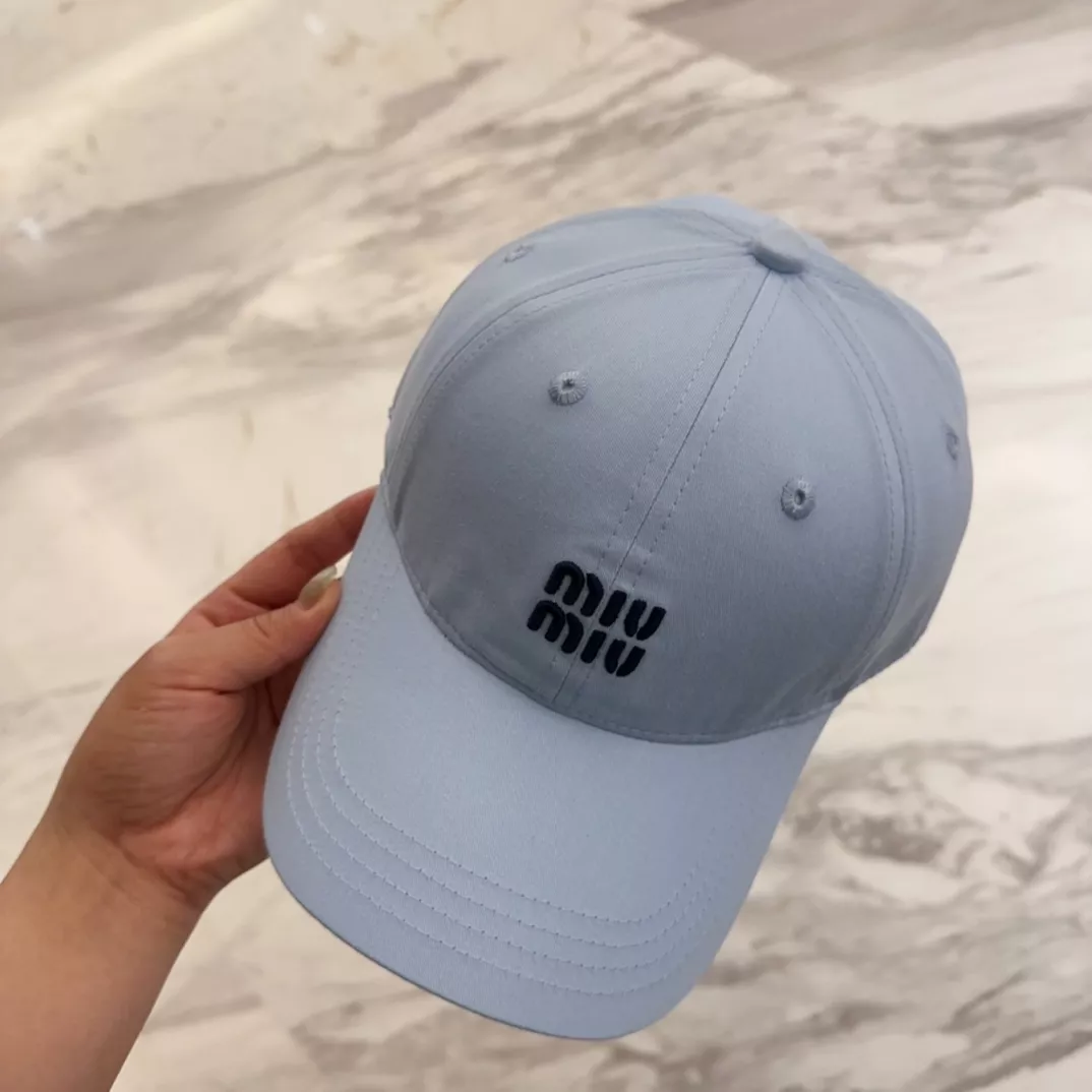 MIU MIU Caps Reliable 6173
