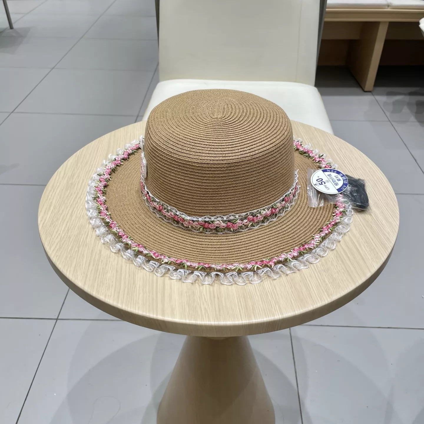MIU MIU Caps WellDesigned 408