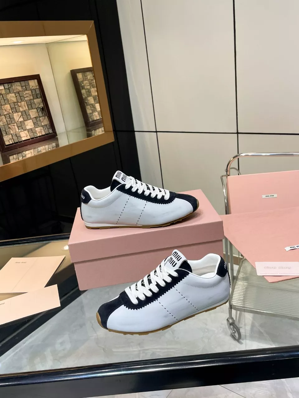 MIU MIU Casual Shoes For Women Bold 9476