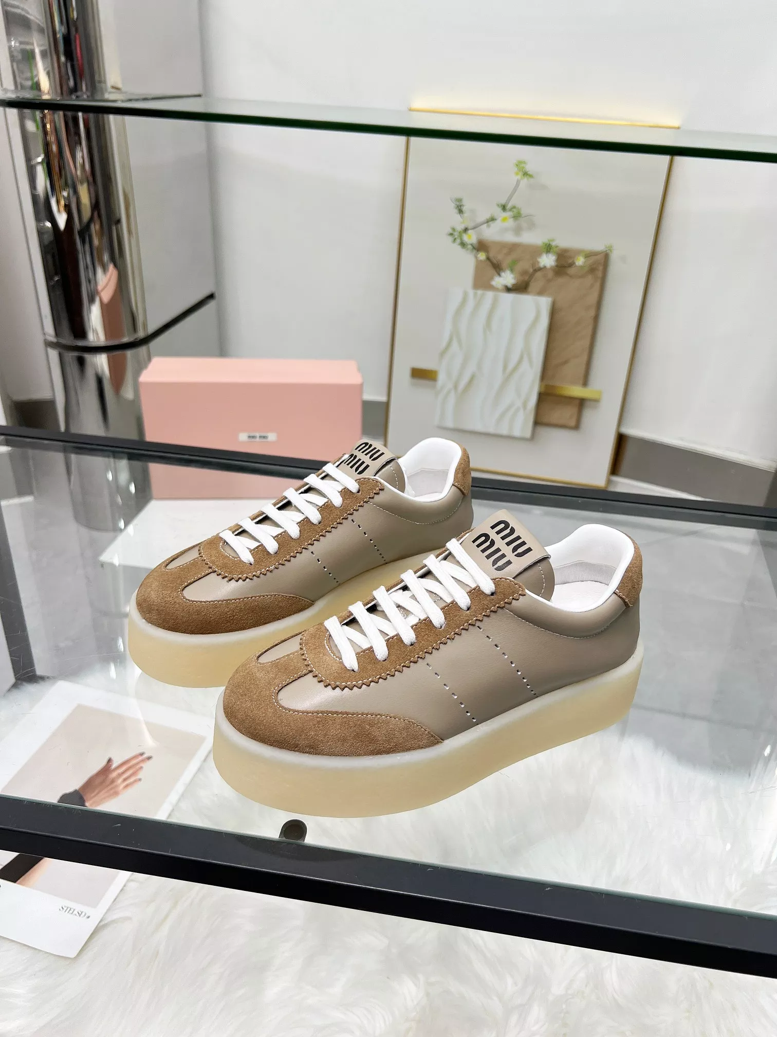MIU MIU Casual Shoes For Women Compact 2219