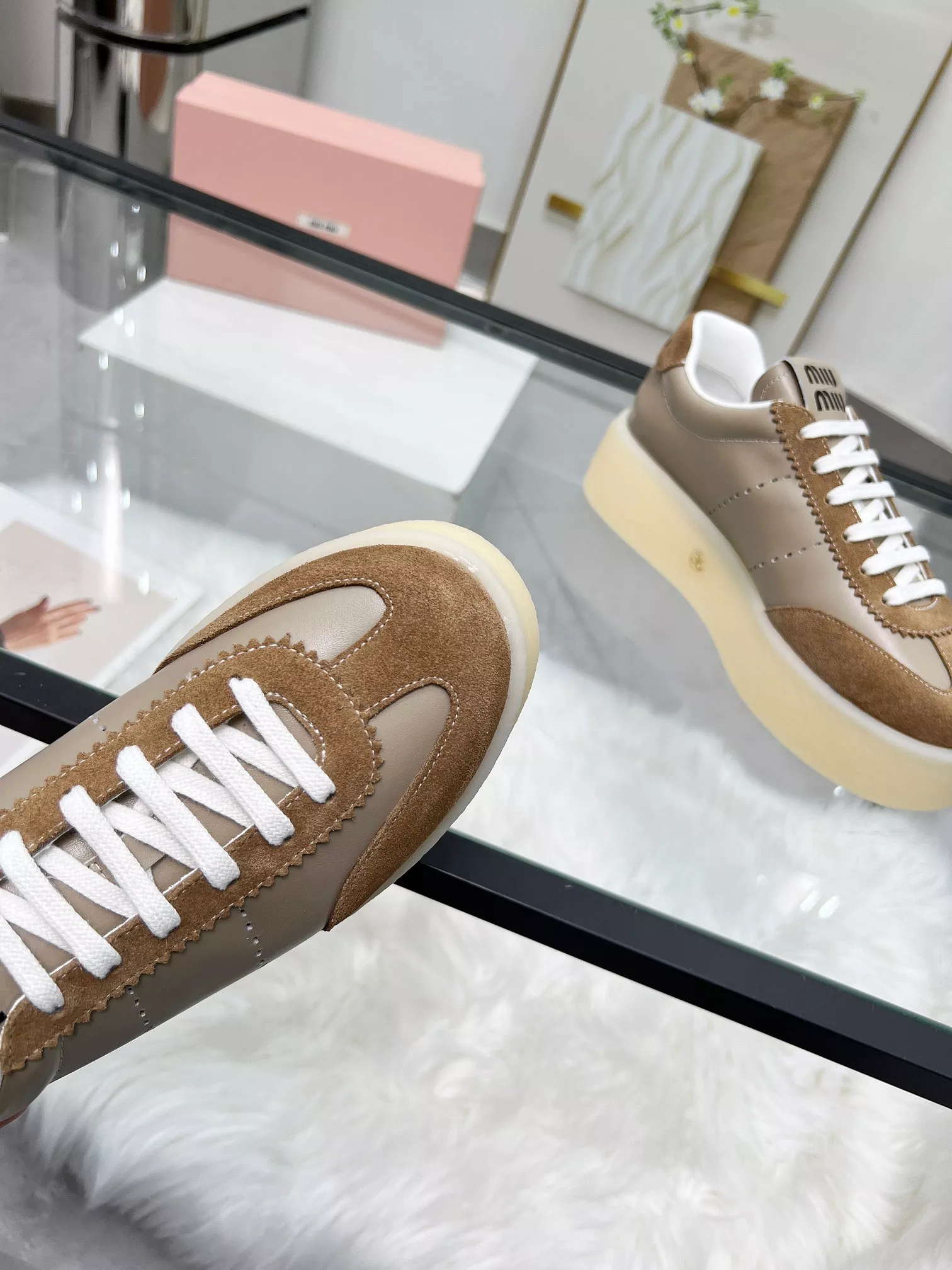 MIU MIU Casual Shoes For Women Compact 2219