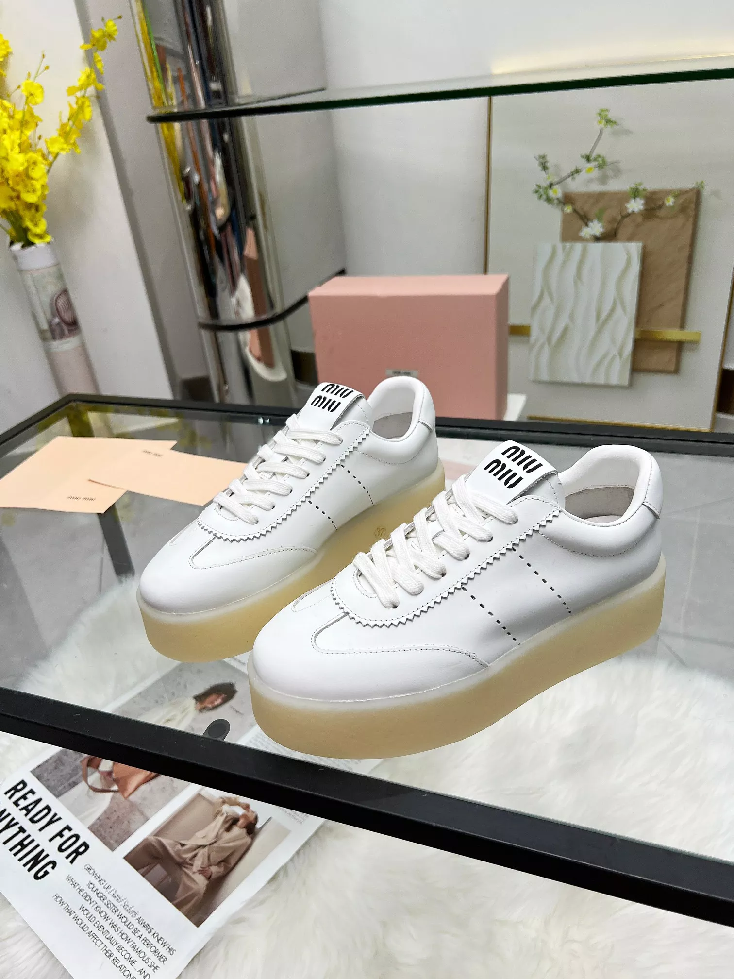 MIU MIU Casual Shoes For Women EasyMatch 9729