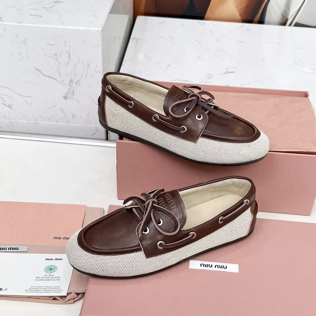 MIU MIU Casual Shoes For Women Elegant 8153