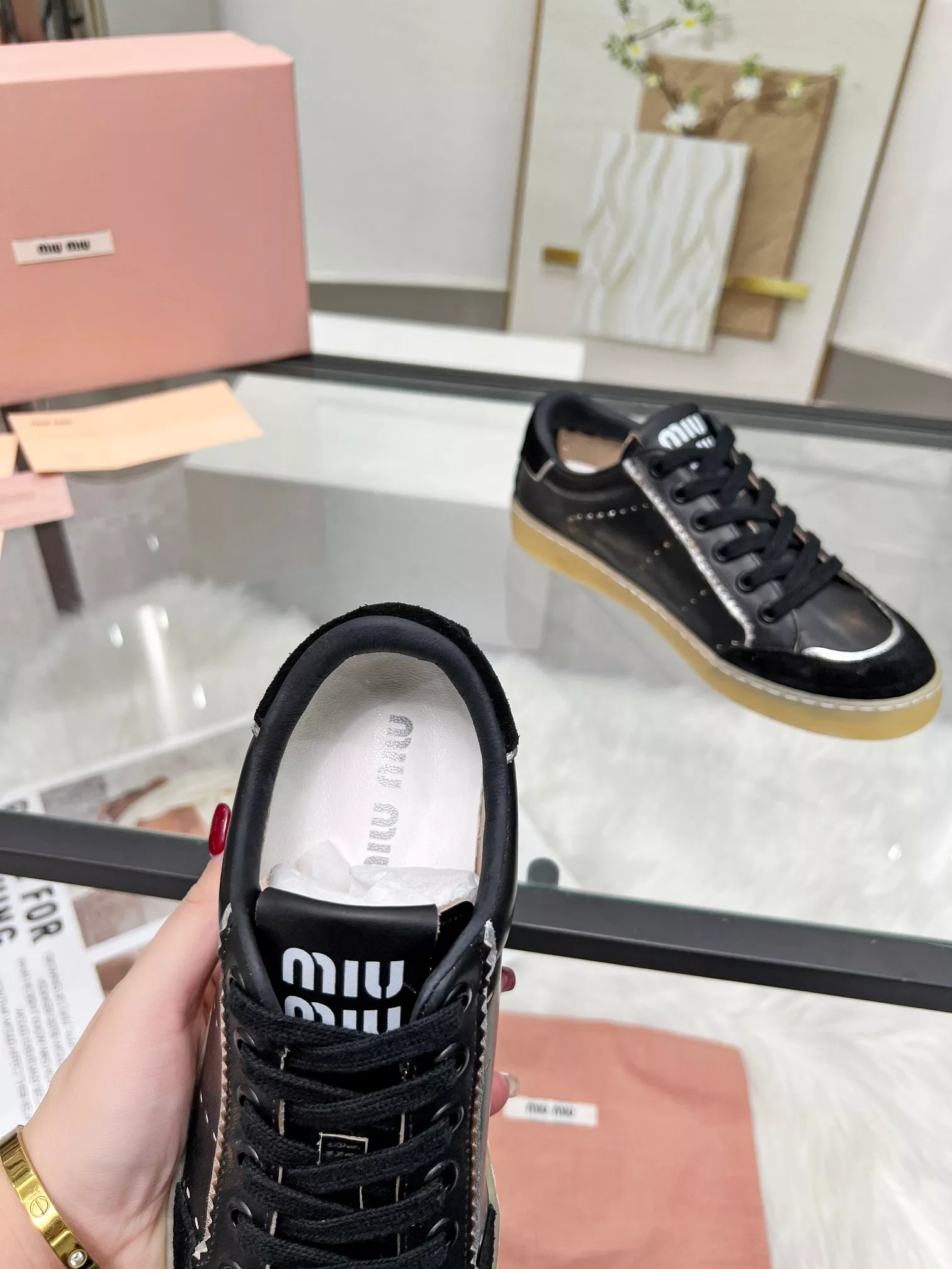 MIU MIU Casual Shoes For Women Lightweight 6693